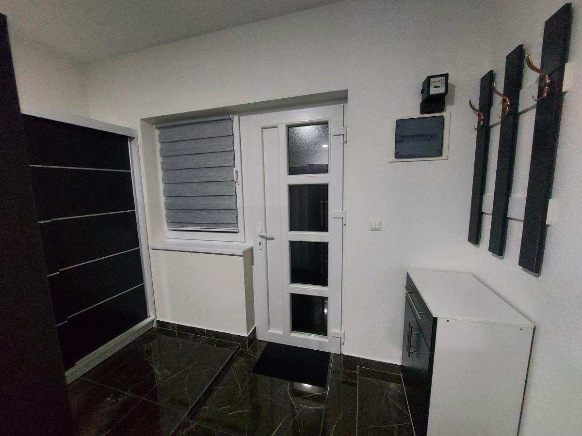 Apartamento Malm Travnik Exterior foto